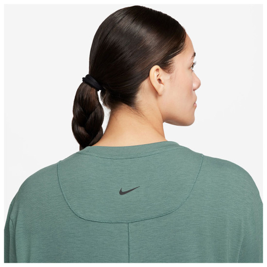 Nike Γυναικεία κοντομάνικη μπλούζα One Relaxed Dri-FIT Short-Sleeve Top Nike Γυναικεία κοντομάνικη μπλούζα One Relaxed Dri-FIT Short-Sleeve Top